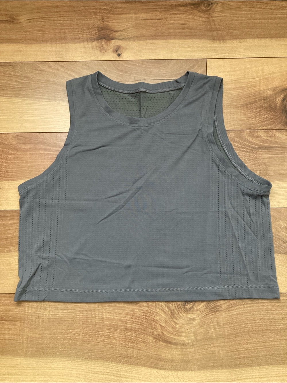Lululemon Gray Muscle Crop Tank Top